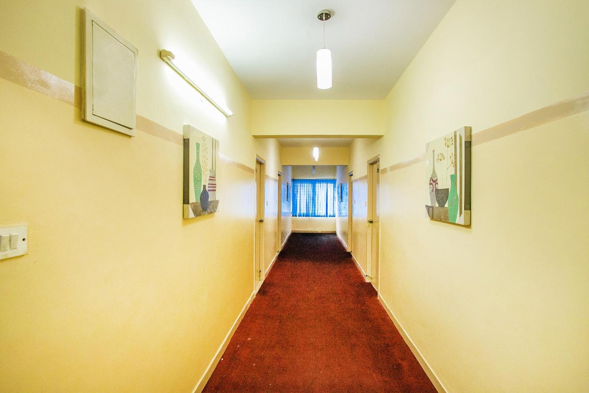 Hotel O Gymkhana Comforts Jālahalli エクステリア 写真